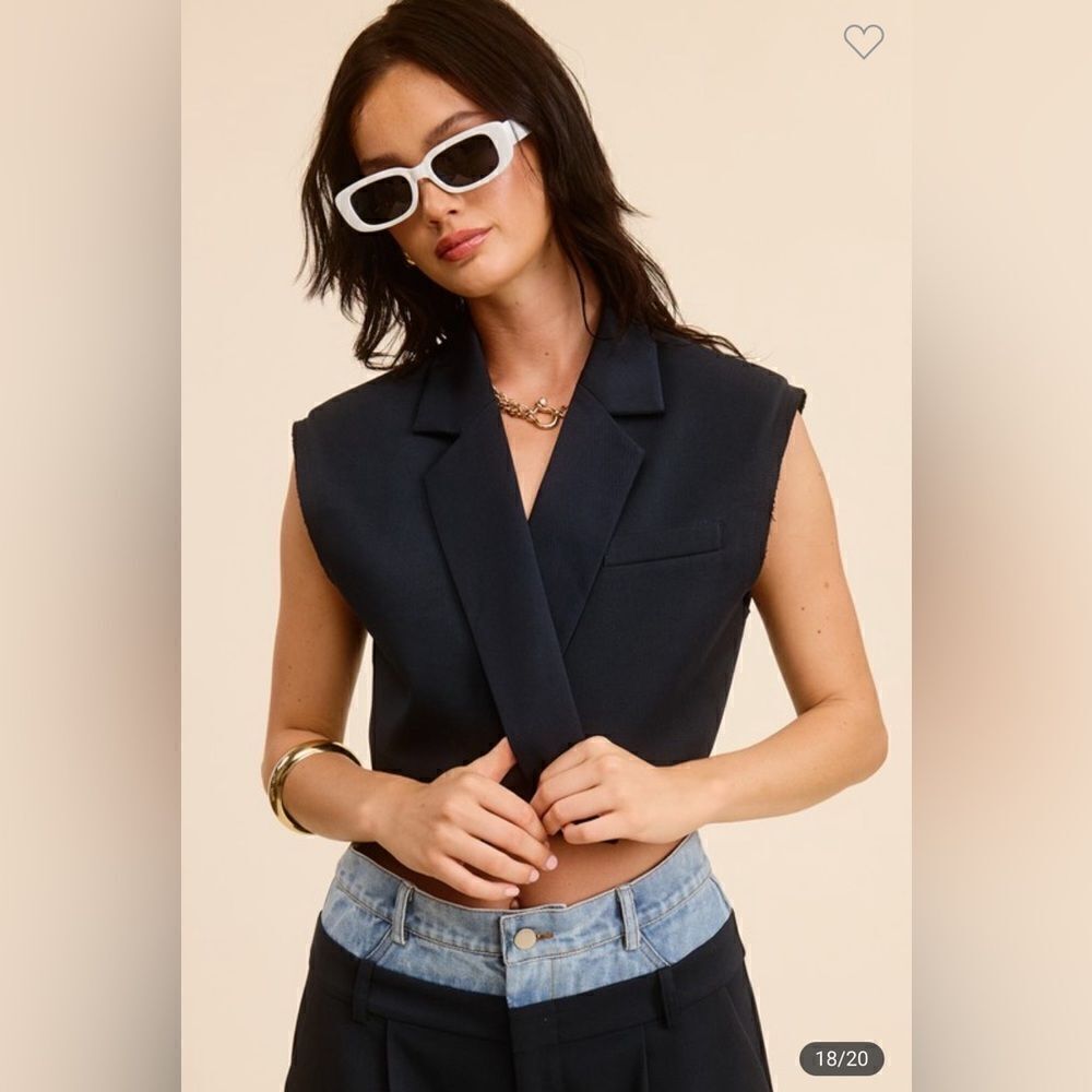 007. SOLID V-NECK CROP WAISTCOAT VEST- NAVY BLUE - Picture 4 of 6